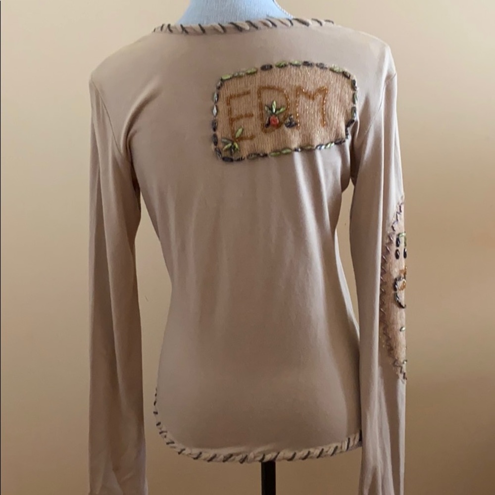 Beige top - Picture 2 of 5